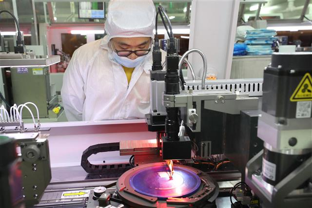 一款车规级高端MCU芯片在武汉发布(图5)