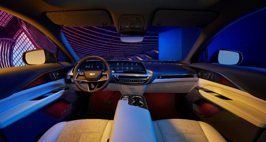 沃尔沃XC70智能车机：SMA架构引领个性化智能座舱(图1)