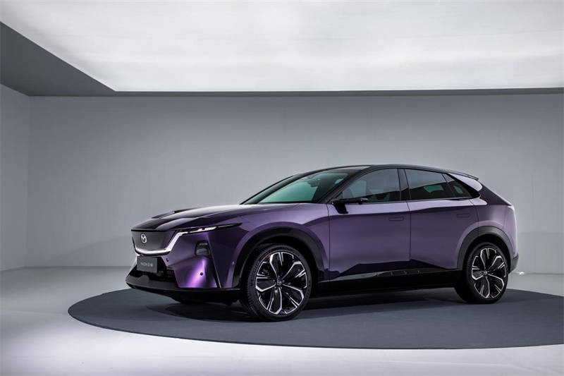 从9风道到4纳米芯片：MAZDA EZ-60以三大首发亮点掀起汽车科技新浪潮(图1)