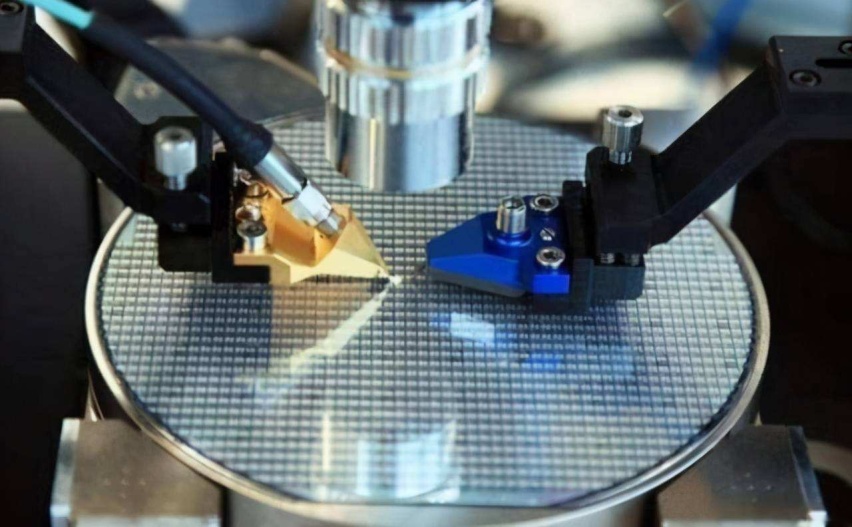 深耕存储芯片设计江波龙自研成果助力汽车存储升级(图1)