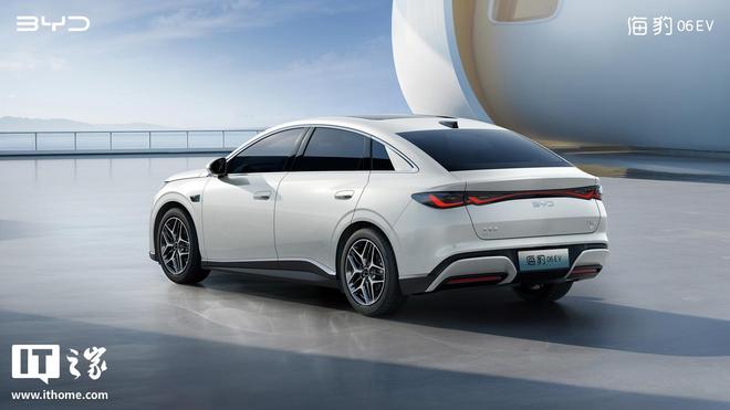 比亚迪海豹 06EV 开启预订：售价 12 万-15 万元(图3)