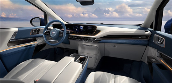 BMW智能座舱再进化：DeepSeek大模型“上车”让车机学会共情(图1)