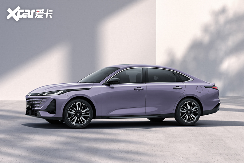 天枢智能座舱+新蓝鲸动力 长安第四代逸动上市 729万元起(图6)