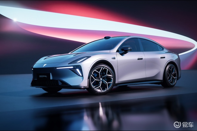 深蓝L06正式亮相 标配激光雷达3nm车规级座舱芯片(图2)