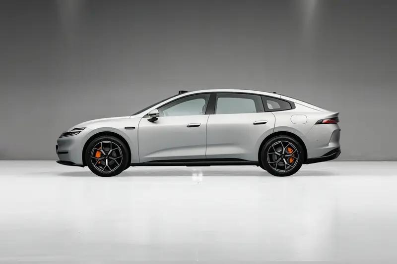 长安启源A06将于9月28日开启预订 提供纯电和增程双动力(图2)