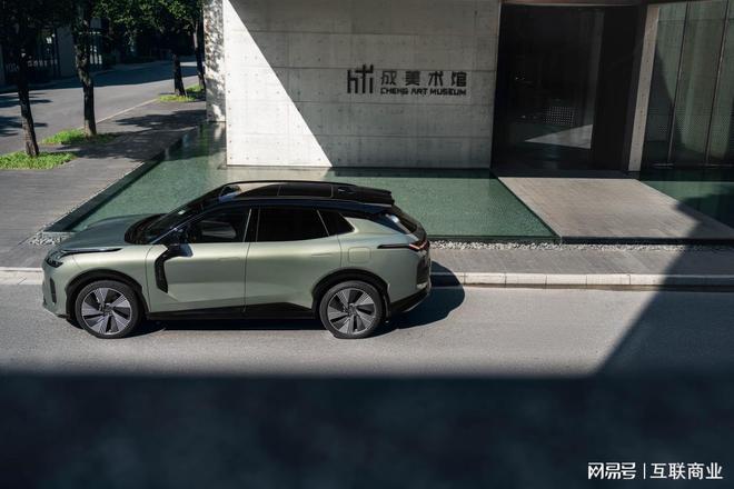 15万级智能座舱天花板在哪？领克EM-P双子星用全生态适配作答(图1)