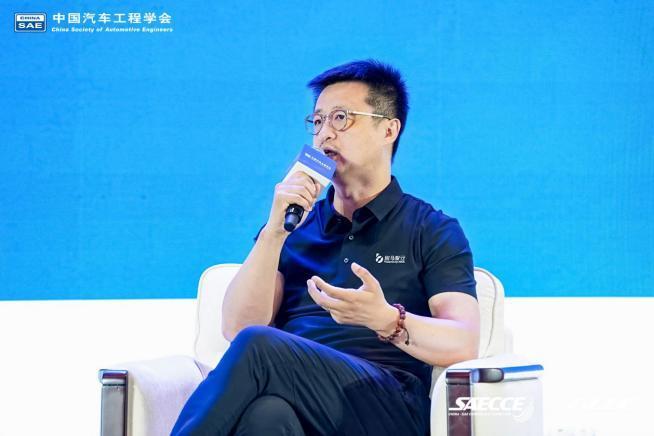 第三十二届中国汽车工程学会年会（SAECCE 2025）重庆举办 斑马智行携“OS+芯片+AI”引领智能座舱变革(图2)