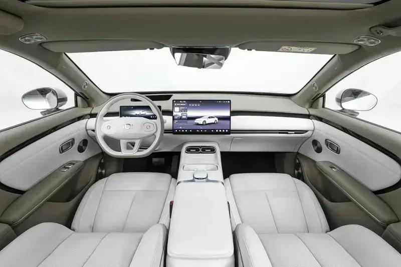 长安启源A06 24小时新增大定破万 售价1099万元起(图6)