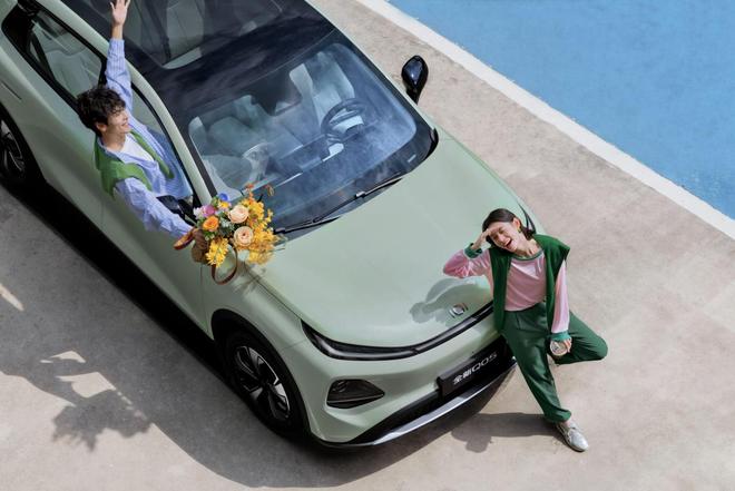 激光雷达+4纳米车规级芯片长安启源全新Q05仅799万元起(图2)