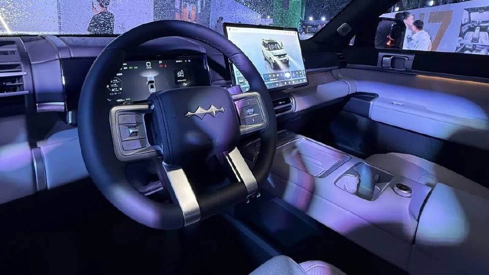 备战2026宝马亮出两张王牌(图1)