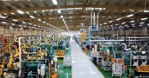 大批战略物资纷纷抵达中国港口西方世界嗅到了“不寻常”的味道(图6)