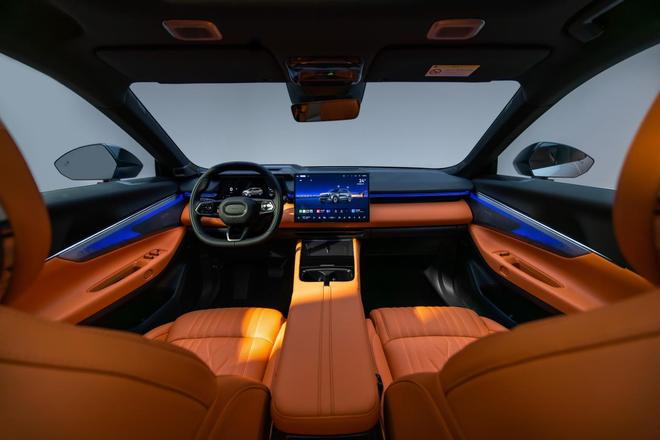 1598万元起全新领克08 EM-P让理想L6紧张了？(图4)