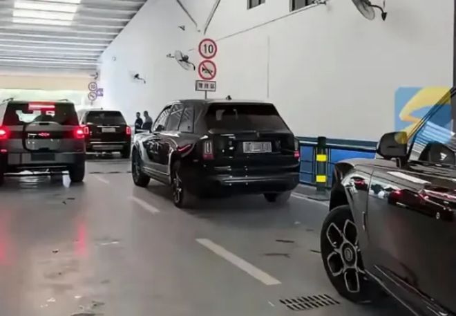 海南封关“保时捷狂欢”刺破了豪车泡沫(图3)