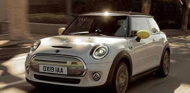 续航900公里+鸿蒙座舱宝马新世代iX3能救中国市场吗？(图5)