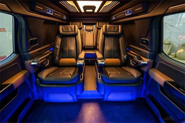 福特勇猛者4s店现车 北京福特勇猛者4s店(图7)