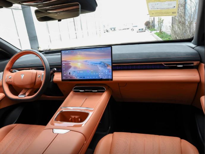 智能中型SUV的新选择：深蓝S07将科技平权照进现实(图3)